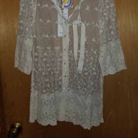 April Cornell Tulips Ladies Coverup in Ecru - Picture 2 of 2